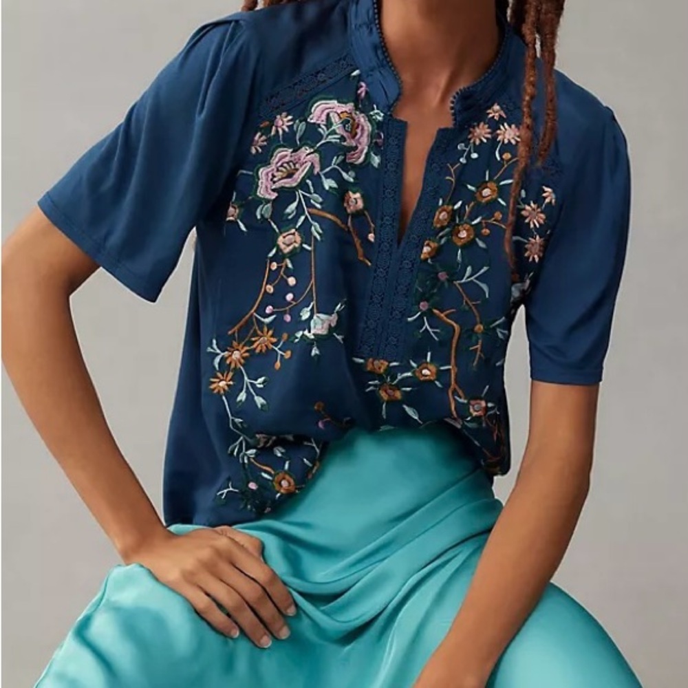 Tiny Eliana by Anthro Embroidered Teal Blue Women's Top